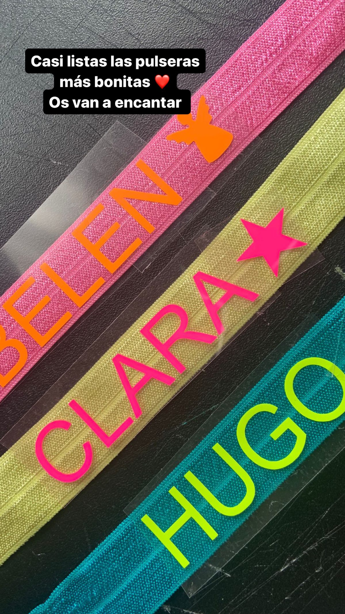 PULSERA GOMA CON NOMBRE ELASTICA - Imagen 3